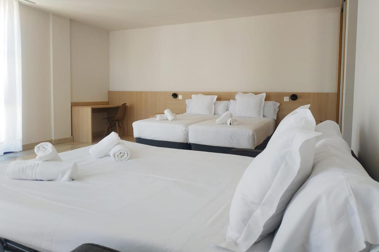 Iraipe Logrono Hotel Exterior photo