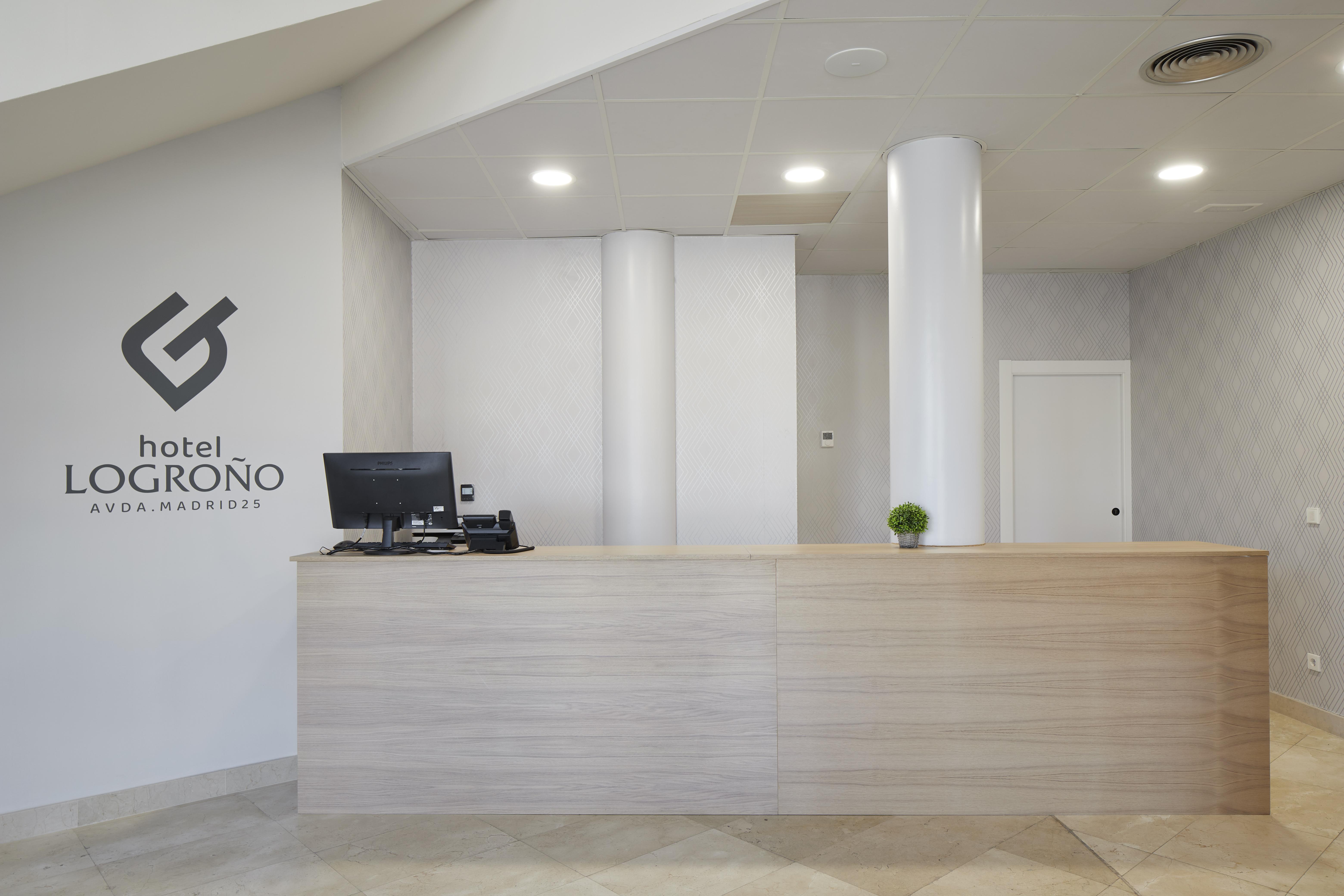 Iraipe Logrono Hotel Exterior photo